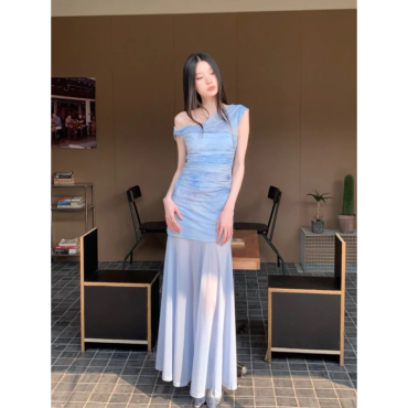 th-11134207-7ras9-m8yy0ey6299cfa@resize_w900_nl